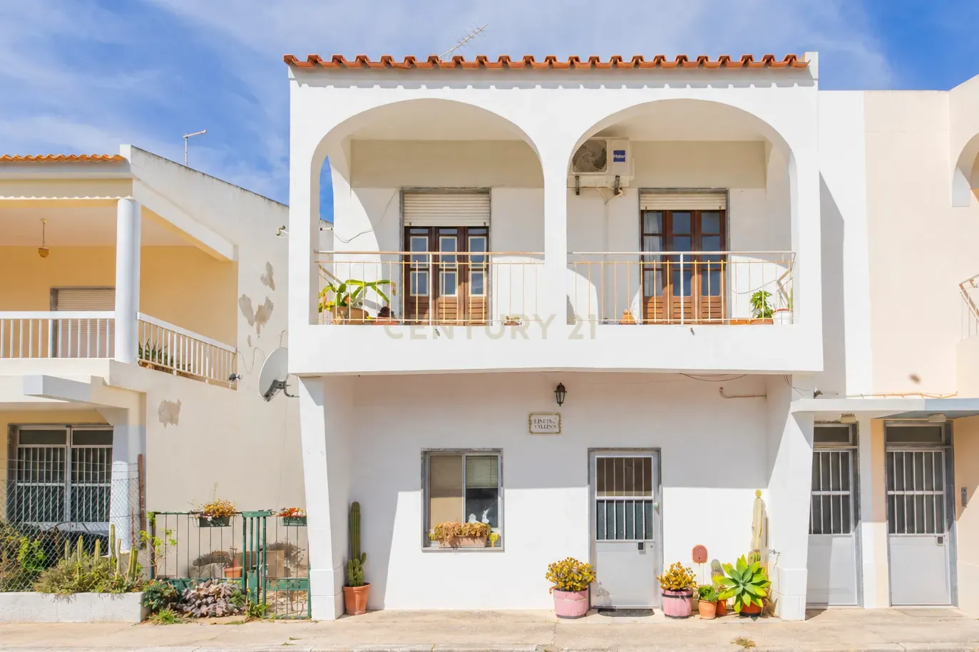 Moradia T6+ em Montenegro, €900.000
