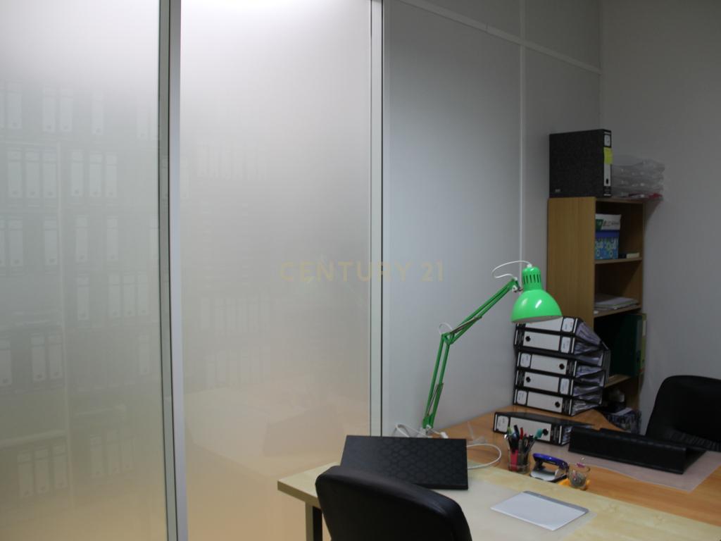 Centro de Escritórios Santa Catarina, em Linda Velha- NEGÓCIO PARA INVESTIDOR - Image 12