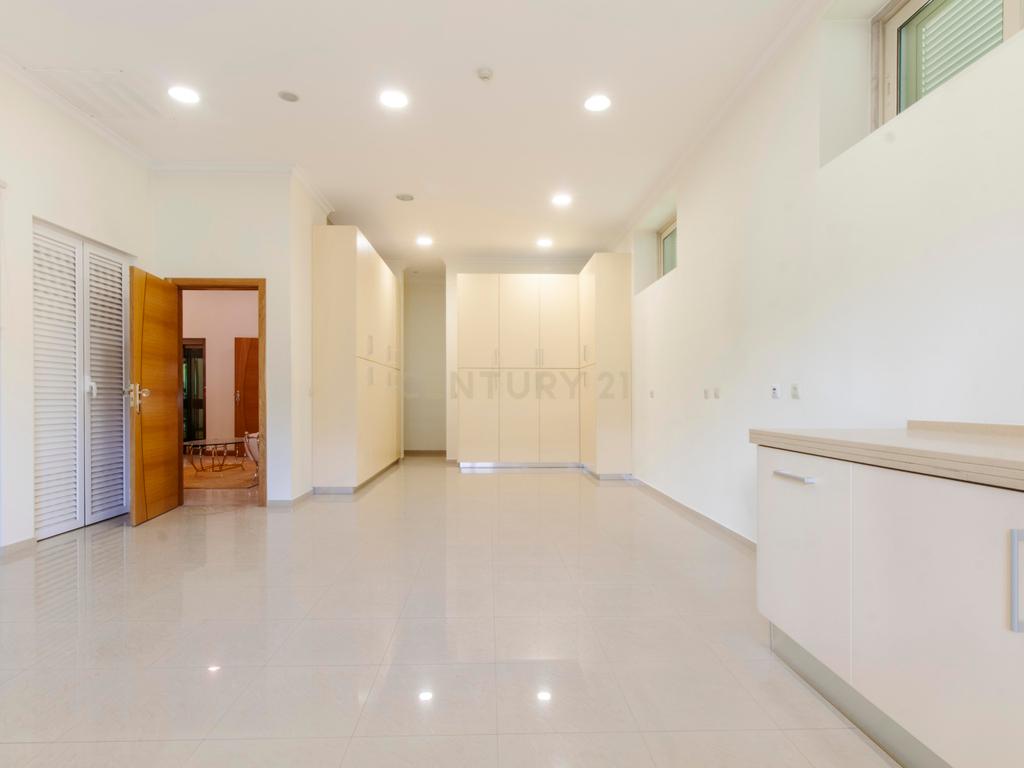 Exclusiva Moradia de Luxo em Alfragide - Image 42