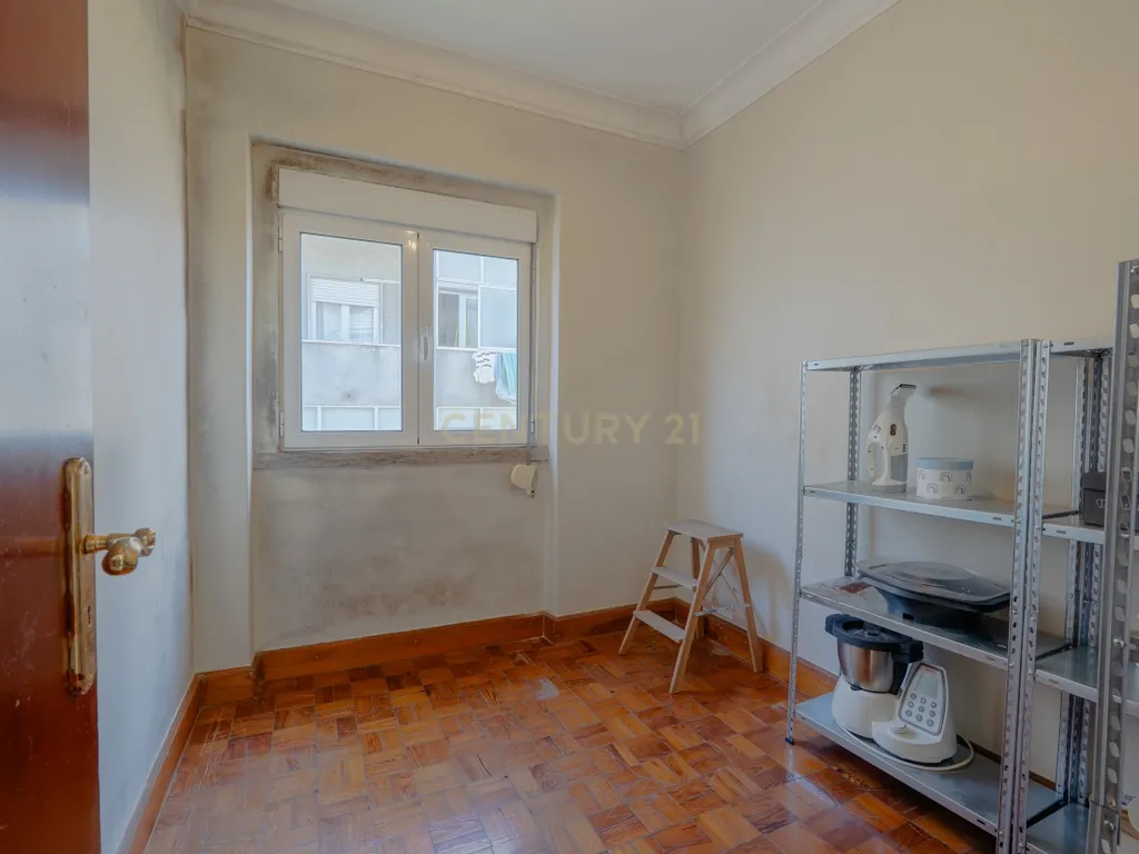Apartamento T2+1 em Moscavide, Próximo ao Metro - Image 27