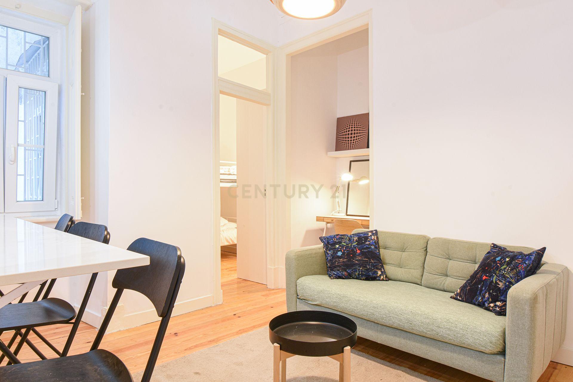 Apartamento T3 renovado com Licença AL - Lisboa - Image 16