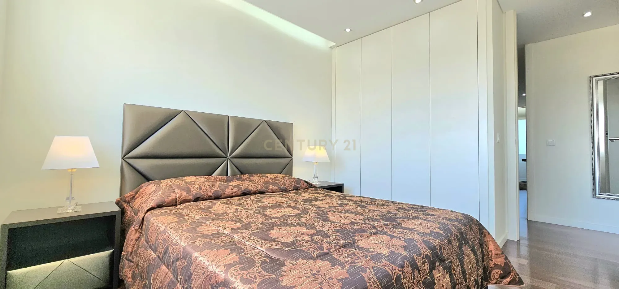 Apartamento T2 em Primeira linha de mar em Vila do Conde - Image 16
