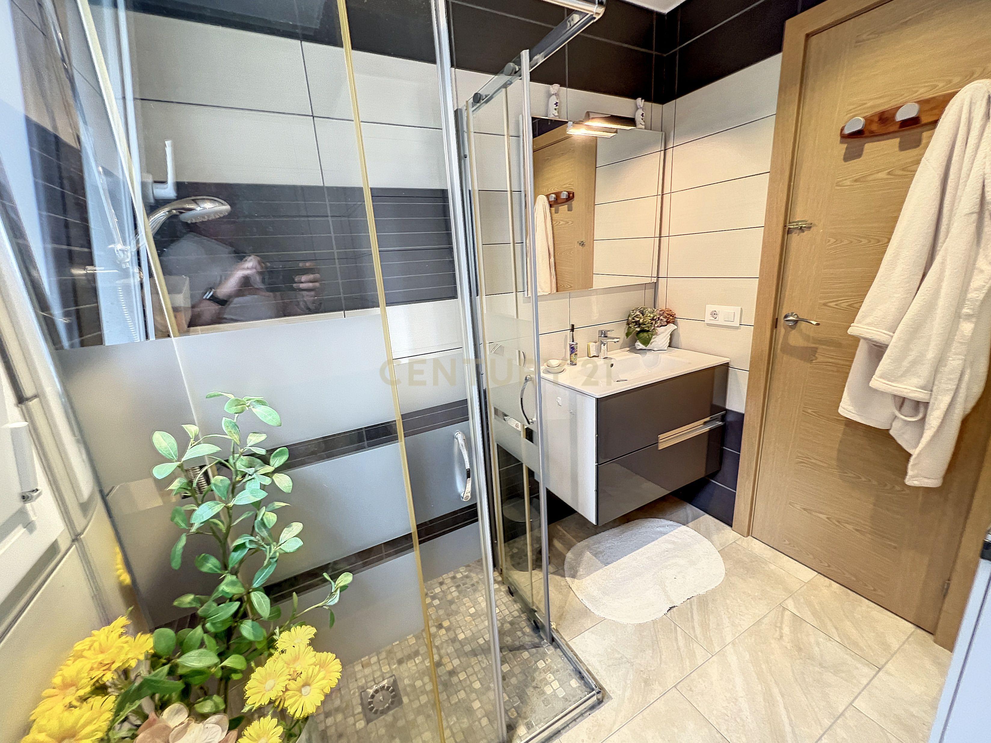 MORADIA T3 EM ROSAS, RENOVADA, OÁSIS DE TRANQUILIDADE - Image 5