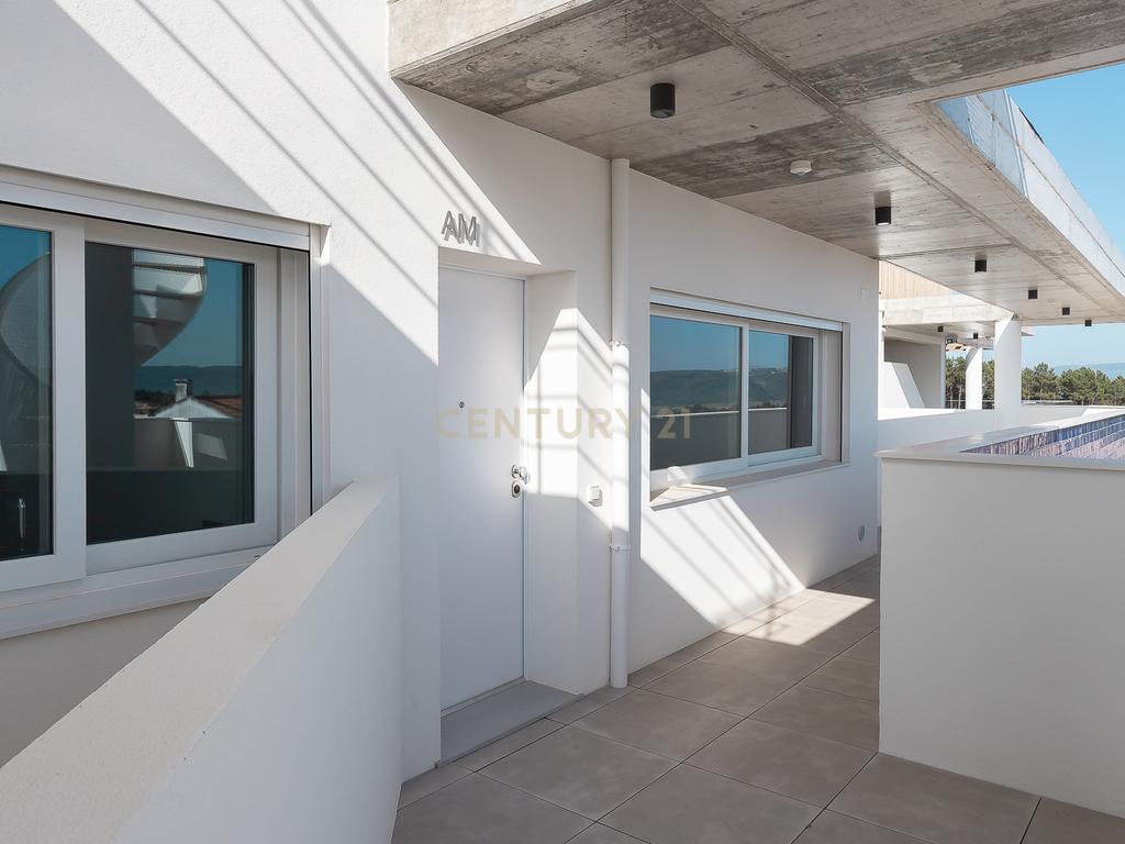 Um refúgio exclusivo onde o luxo encontra a vista mais icónica da Nazaré - Image 31