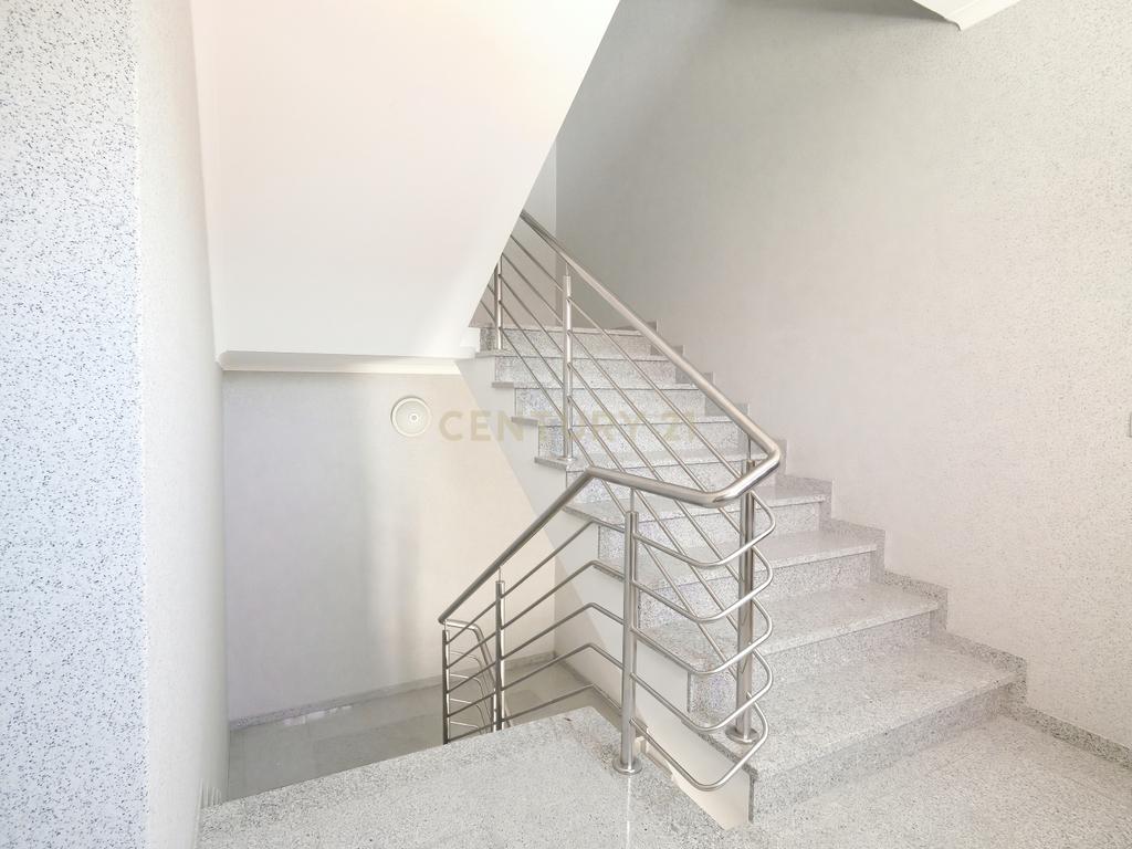Apartamento T3 Espaçoso e Acolhedor, a Passos do Mar na Nazaré. - Image 19