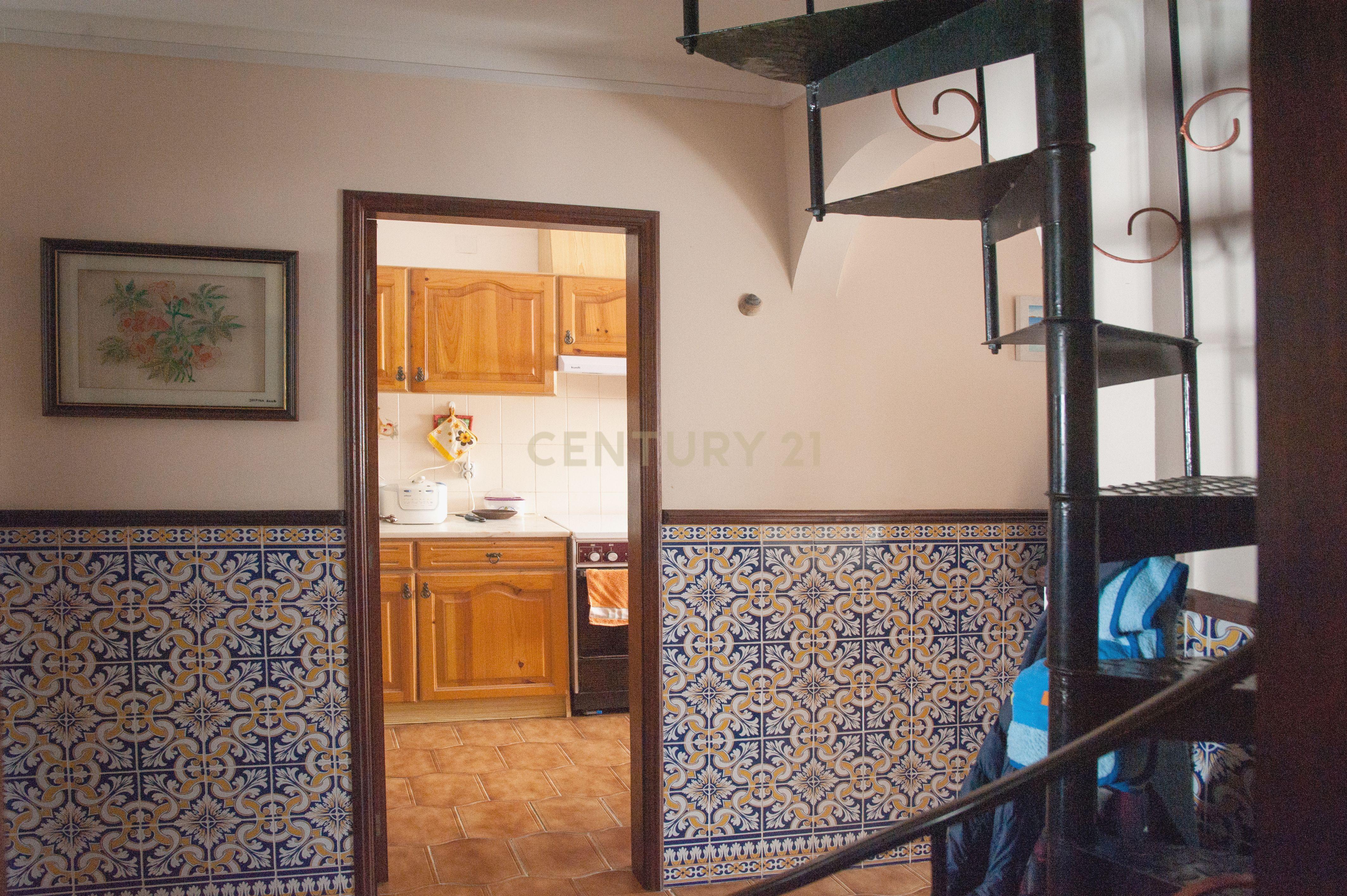 Apartamento T3 em Peniche, Atouguia da Baleia, perto da praia e com boa exposição solar - Image 17