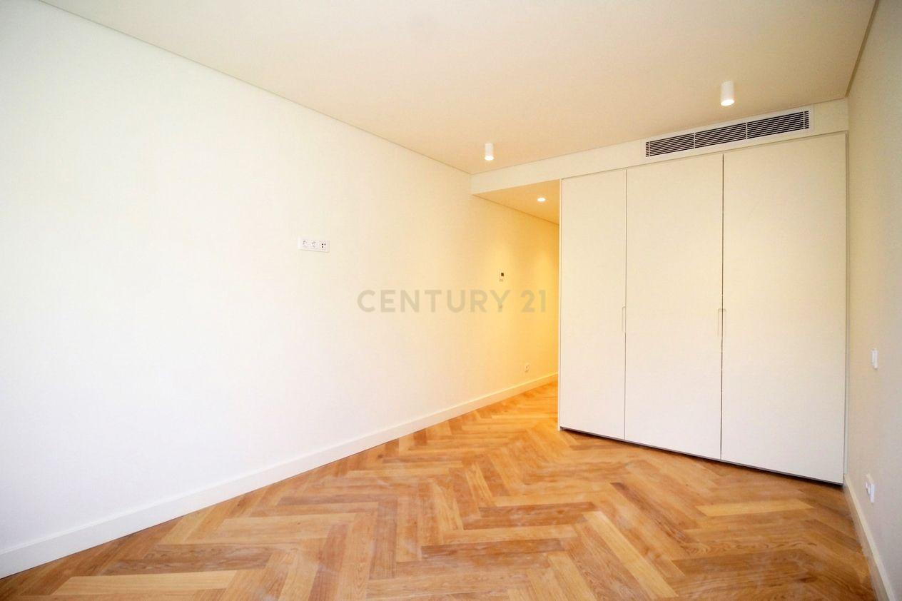 Fotografia 10 de Luxuoso apartamento T3 em Alcântara, Lisboa
