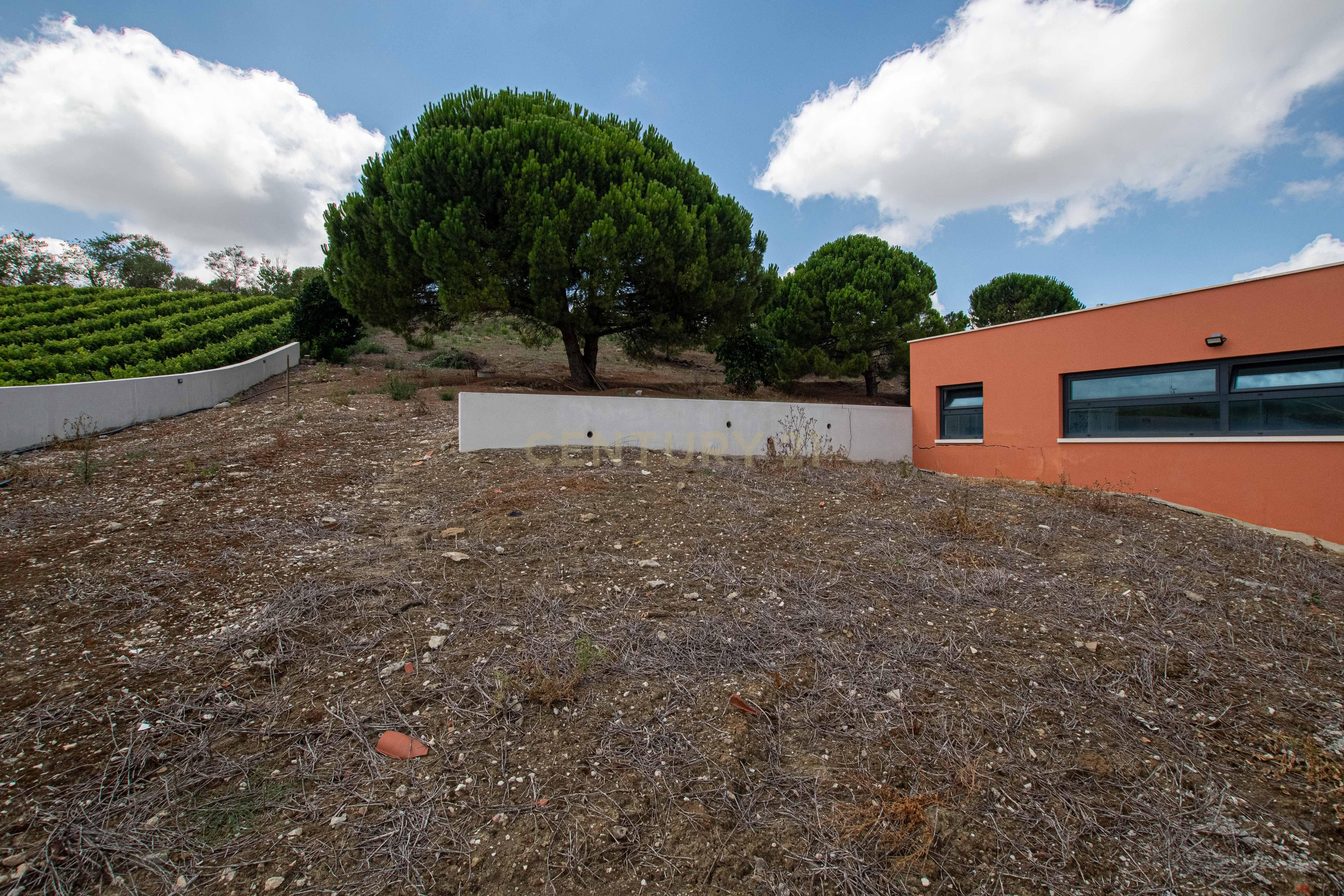 Fotografia 12 de Quinta Contemporânea T5 | Piscina Coberta | 8.280 m² de Terreno | Sobral de Monte Agraço