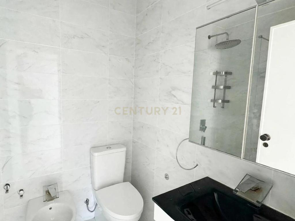 Apartamento T3 Remodelado | Odivelas | Negociável - Image 8