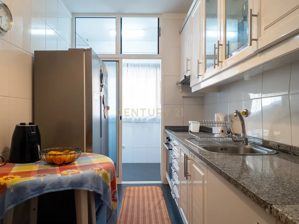 Apartamento T2+1 com terraço, Matosinhos - Image 6