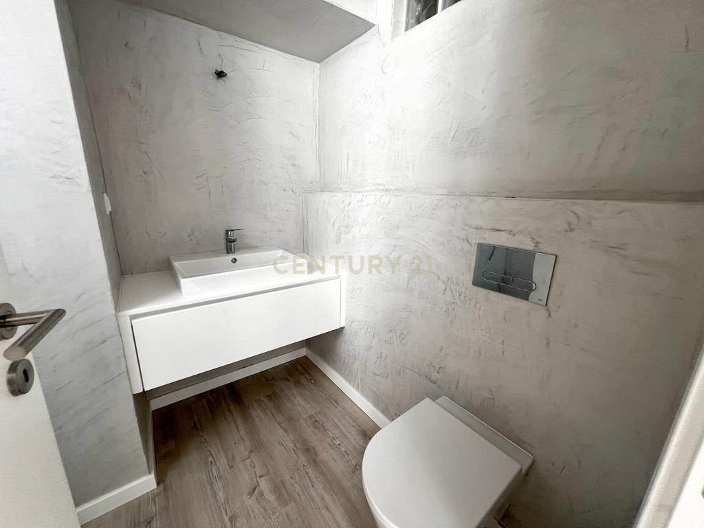 Apartamento T3 no centro de Caldas da Rainha - Image 10