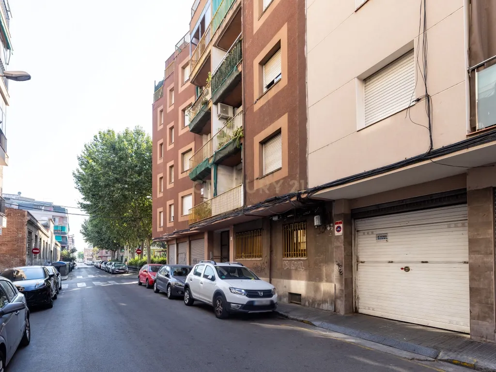 Ático com terraço espetacular e lugar de estacionamento - Image 37
