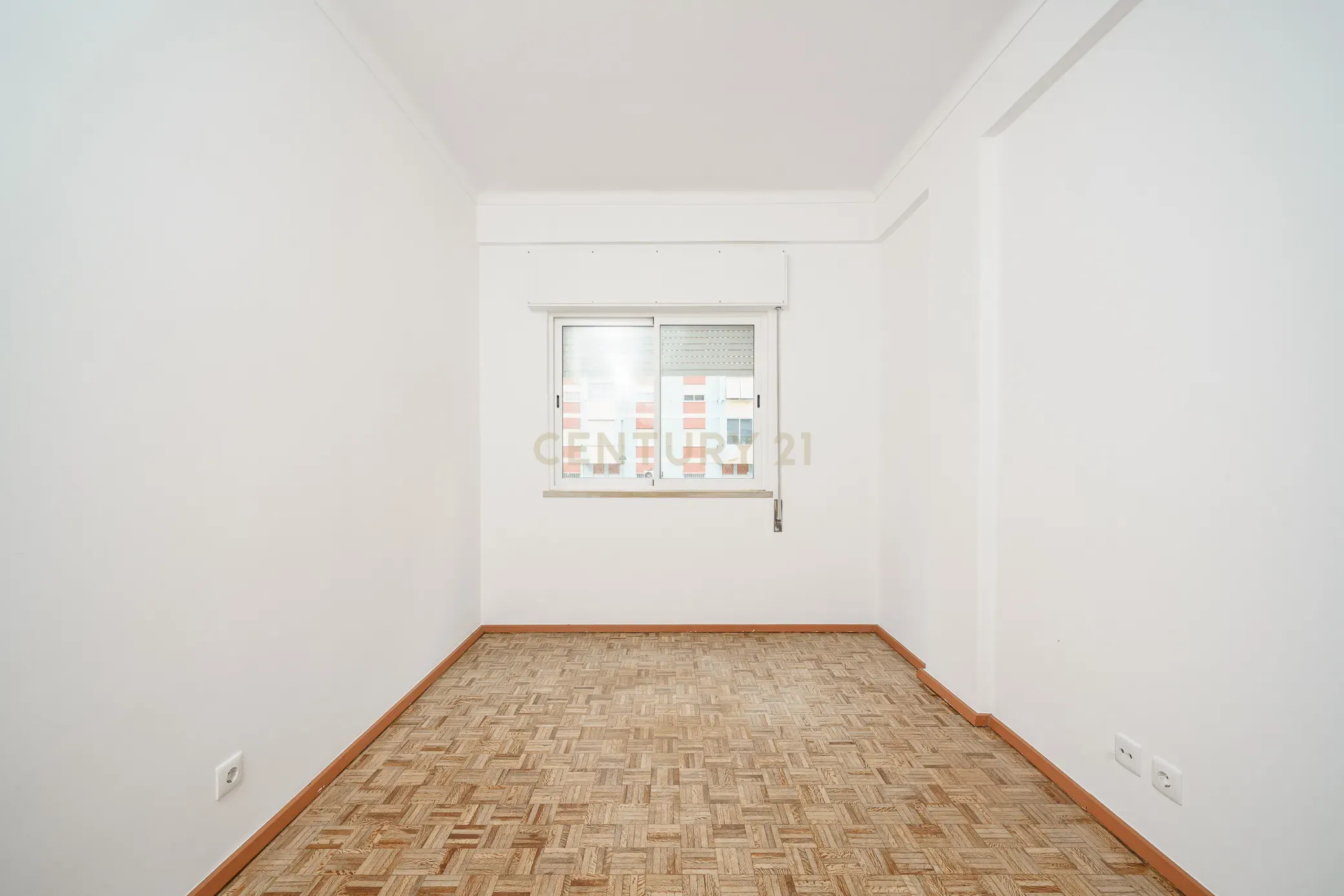 T3 Remodelado no Centro de Setúbal- Campo dos Arcos - Image 14