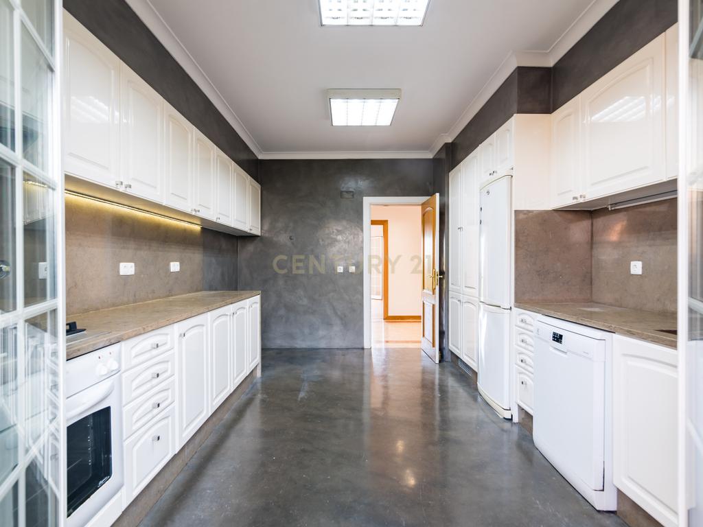 Apartamento T4 | Quinta Da Beloura - Image 19