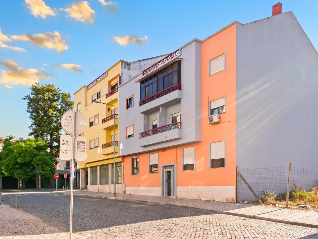 Apartamento de 4 assoalhadas Baixa da Banheira - Image 26