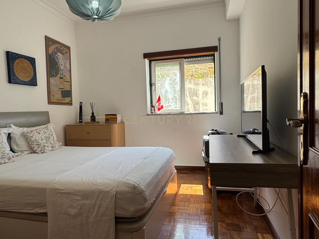 Apartamento T3 em Coimbra com Luz Natural e Acessibilidade - Image 9