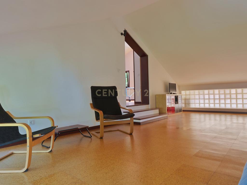 Casa T5 na Verdizela - Qualidade e Exclusividade - Image 27
