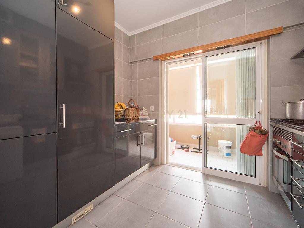 Apartamento T2 em condominio Murtal  - Image 18