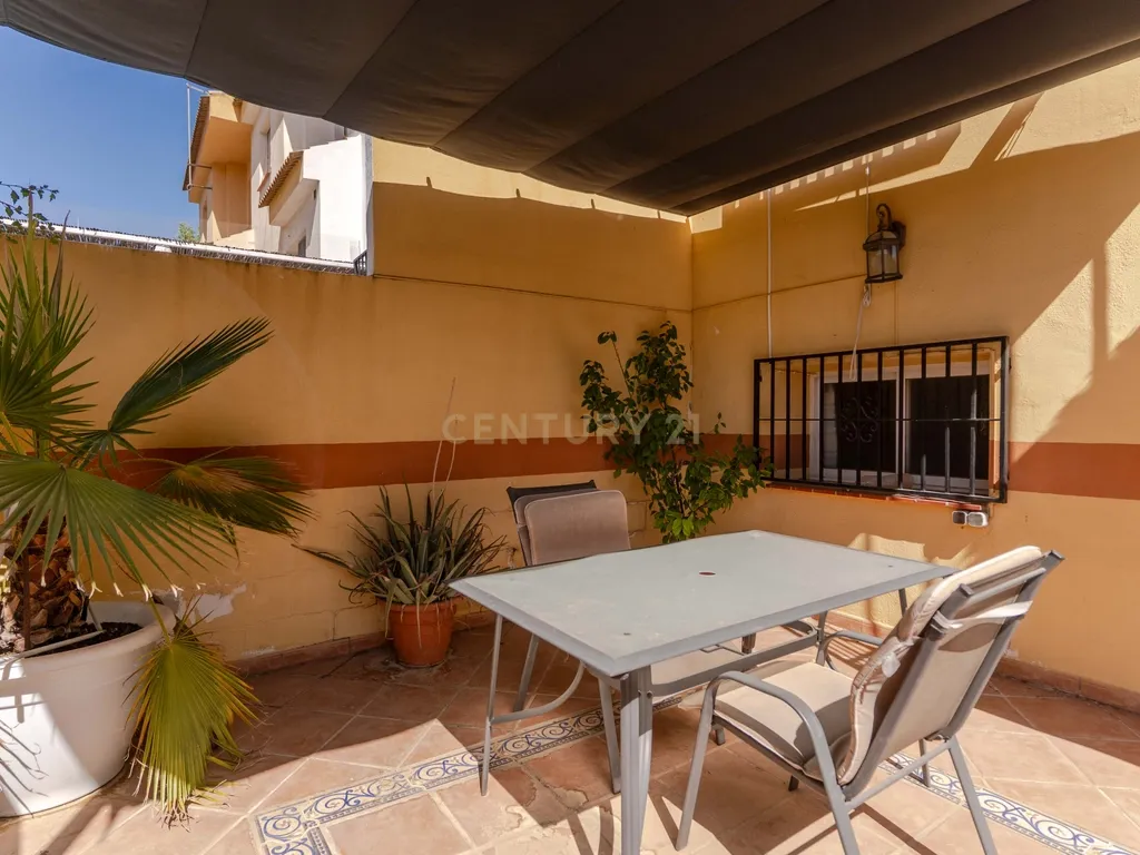 Casa em Cúllar Vega, Granada - Oportunidade Quase Nova - Image 20