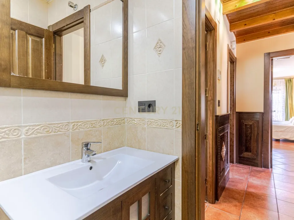 Casa Luxuosa em Albolote, Granada com Vista para as Montanhas - Image 34
