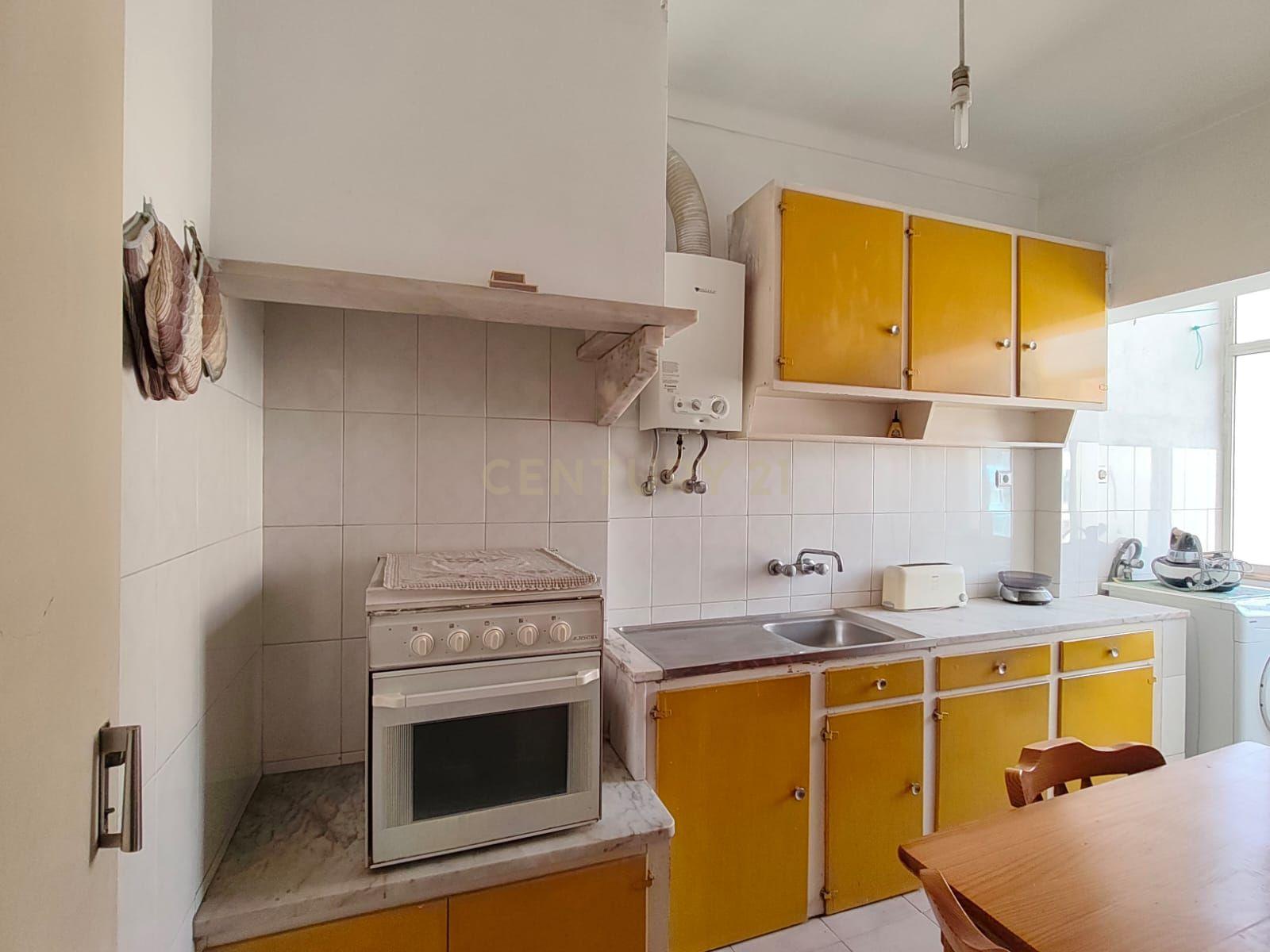 Fotografia 7 de Apartamento T2+1 Duplex na Cruz de Pau - Oportunidade Única!