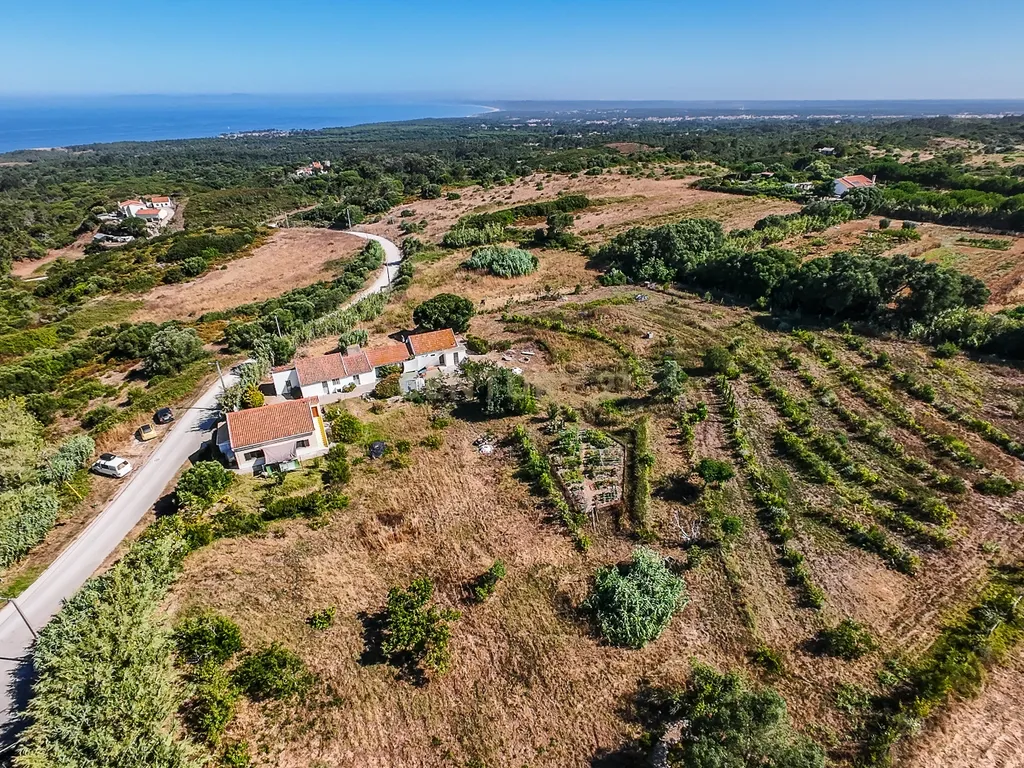 Moradia T2+3 com projecto de renovação aprovado | Terreno 12.000m2 | Vista Mar | Anexos - Image 62
