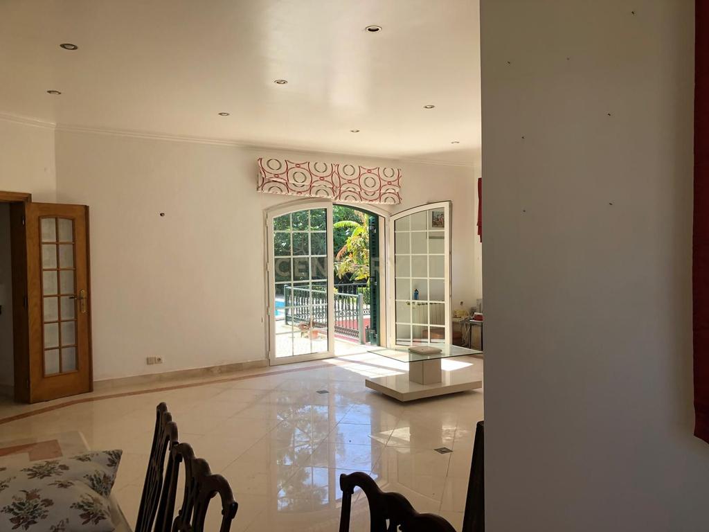 Casa Isolada em SOLTRÓIA - Luxo e Conforto por 1.490.000€ - Image 37