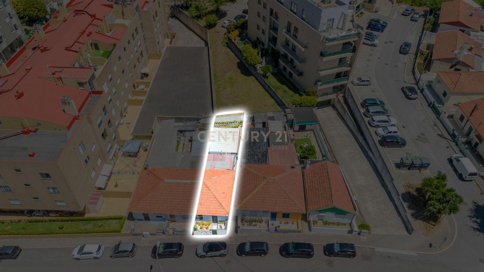Fotografia 3 de Casa para Recuperação em Vila Nova de Gaia com Vista Cidade