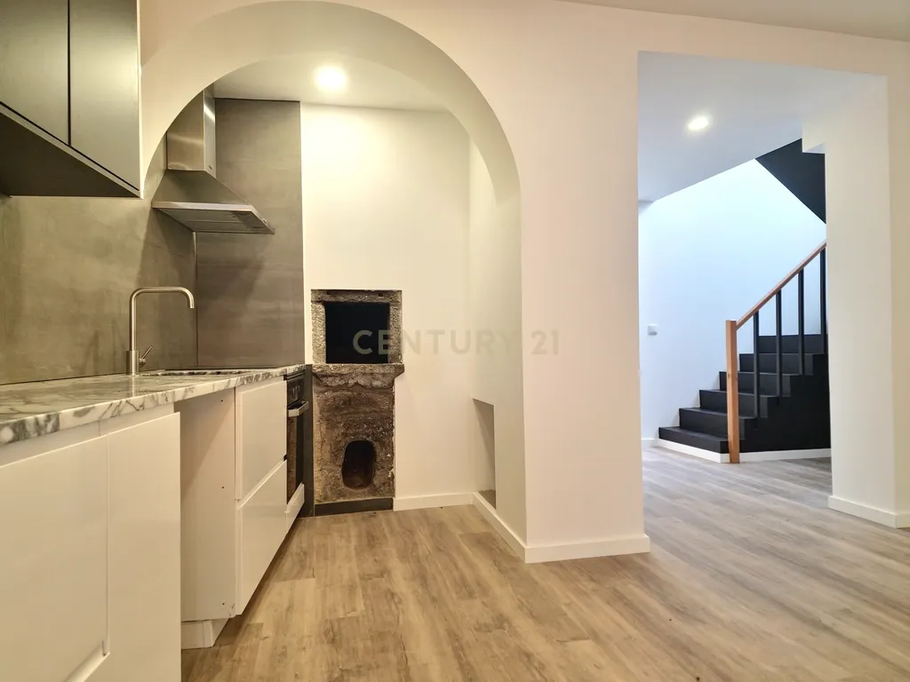Moradia T3 Achada - Nordeste - Image 9