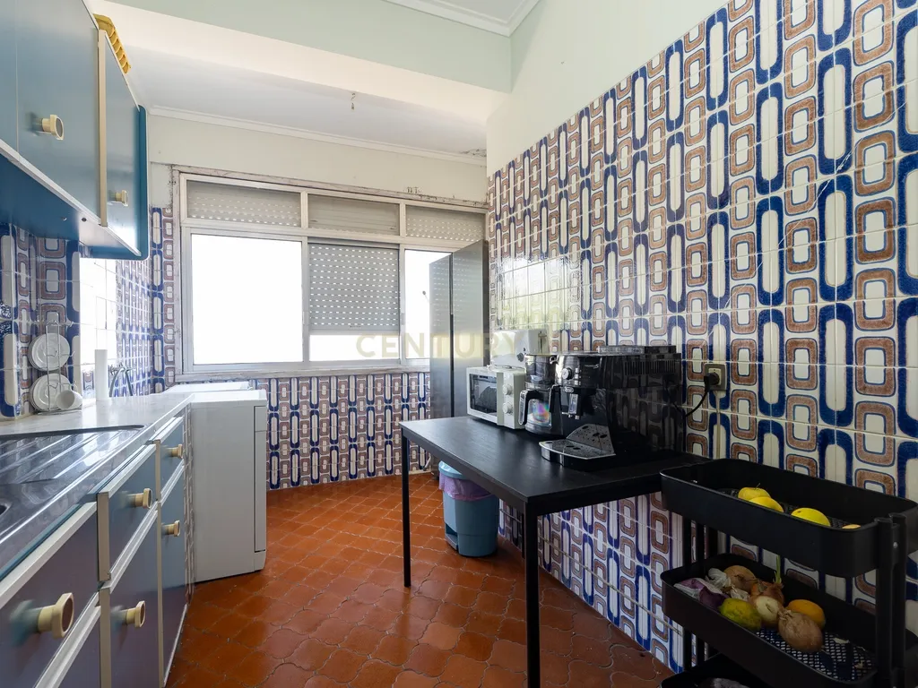 ** APARTAMENTO T2 NA AMADORA, PERTO DO METRO E DO COMBOIO ** - Image 20