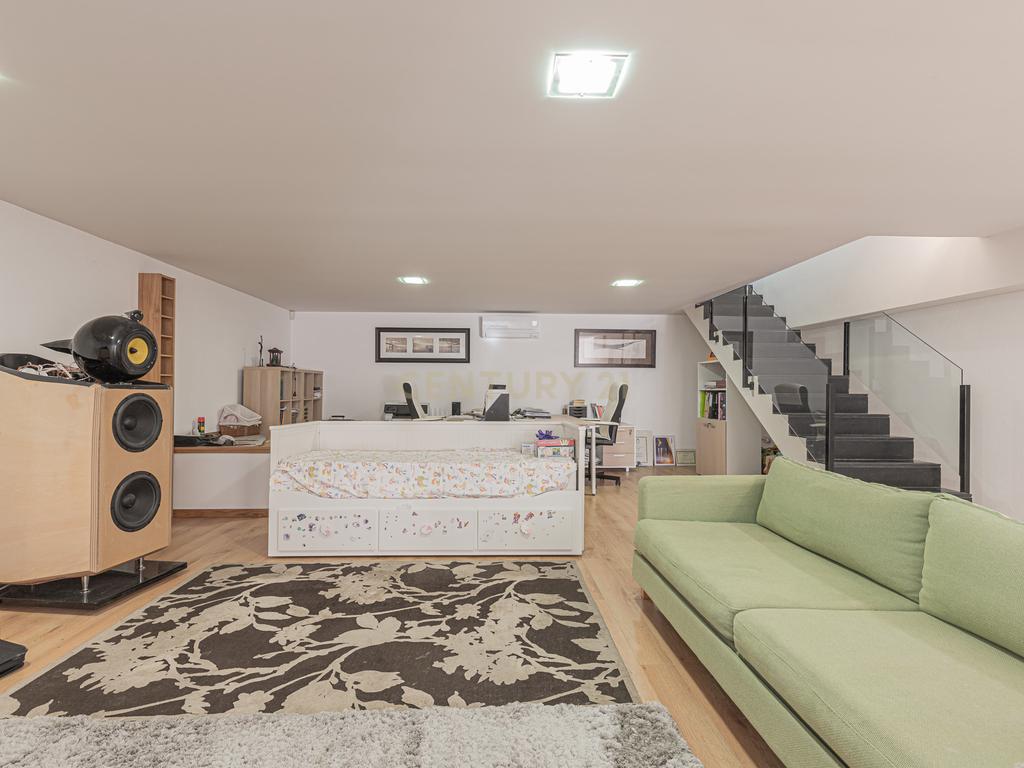 ✨ Moradia T4 de Luxo em Condomínio Exclusivo – Santo Antão do Tojal, Loures - Image 31