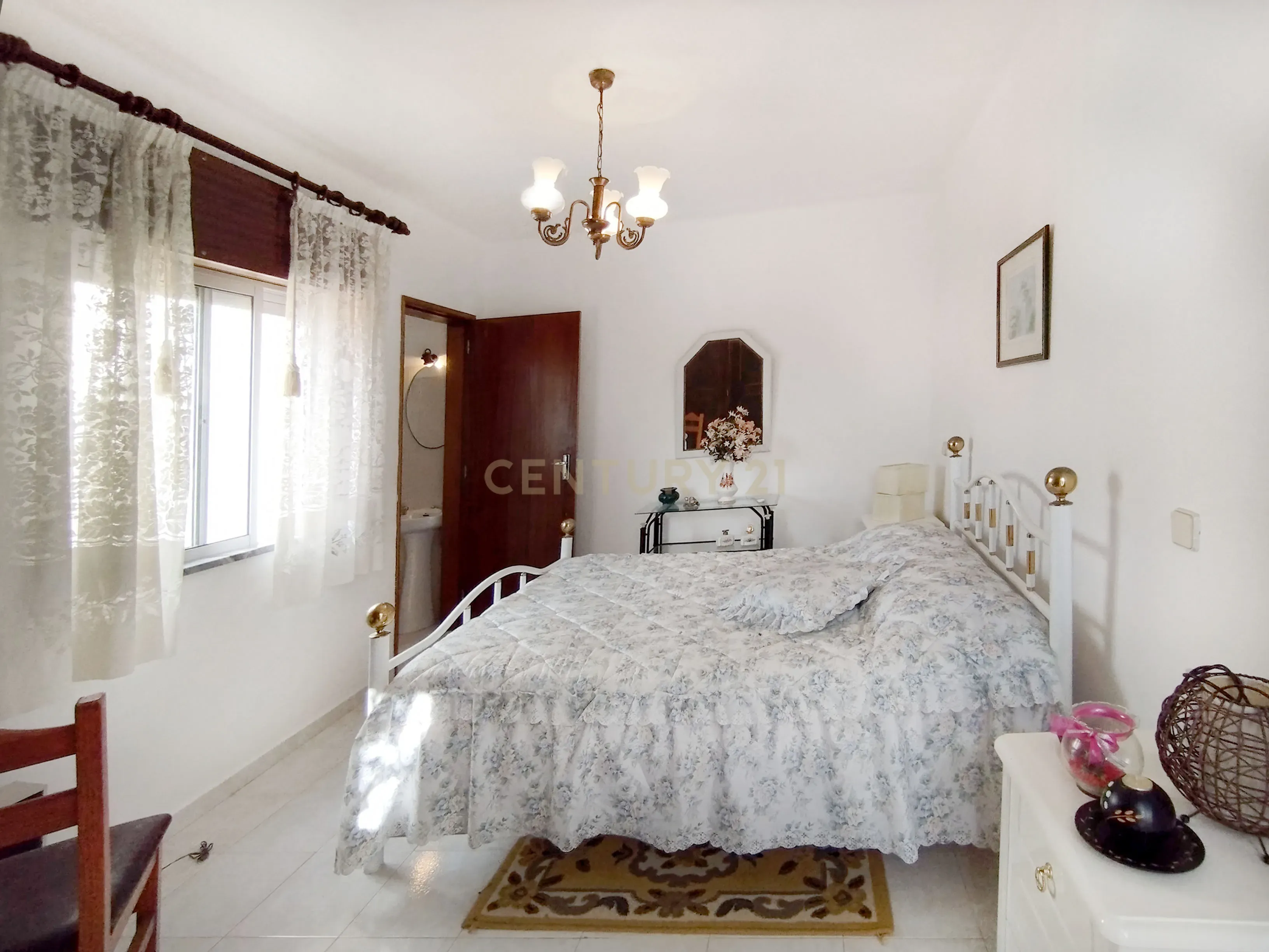 Casa Térrea para Recuperação em Ferragudo - Image 10