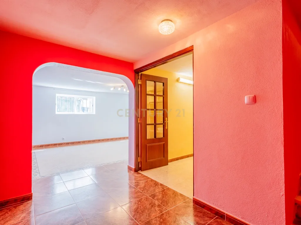 Moradia T4 com jardim no Bairro do Rosário, Cascais - Image 51