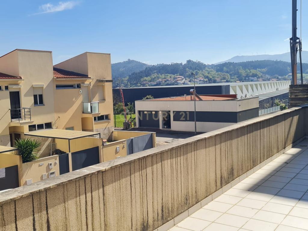 Apartamento T3 Fonte Arcada, Povoa de Lanhoso | ZTRE-01592 - Image 1