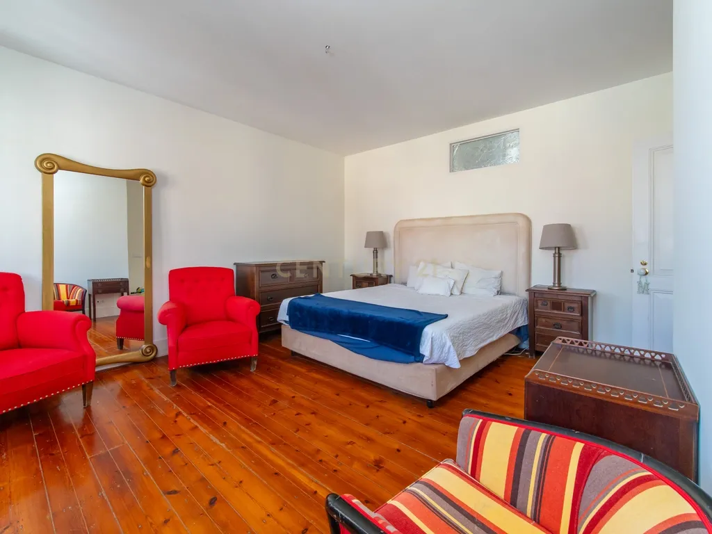 Penthouse Duplex T8 em Campo de Ourique - Lisboa - Image 11