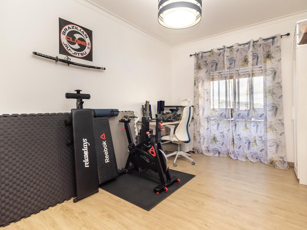 Viva com conforto no coração de Setúbal – Excelente Apartamento T3 nos Pinheirinhos - Image 38