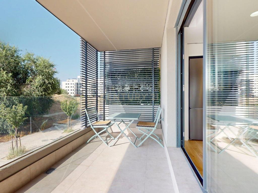  - Image 7