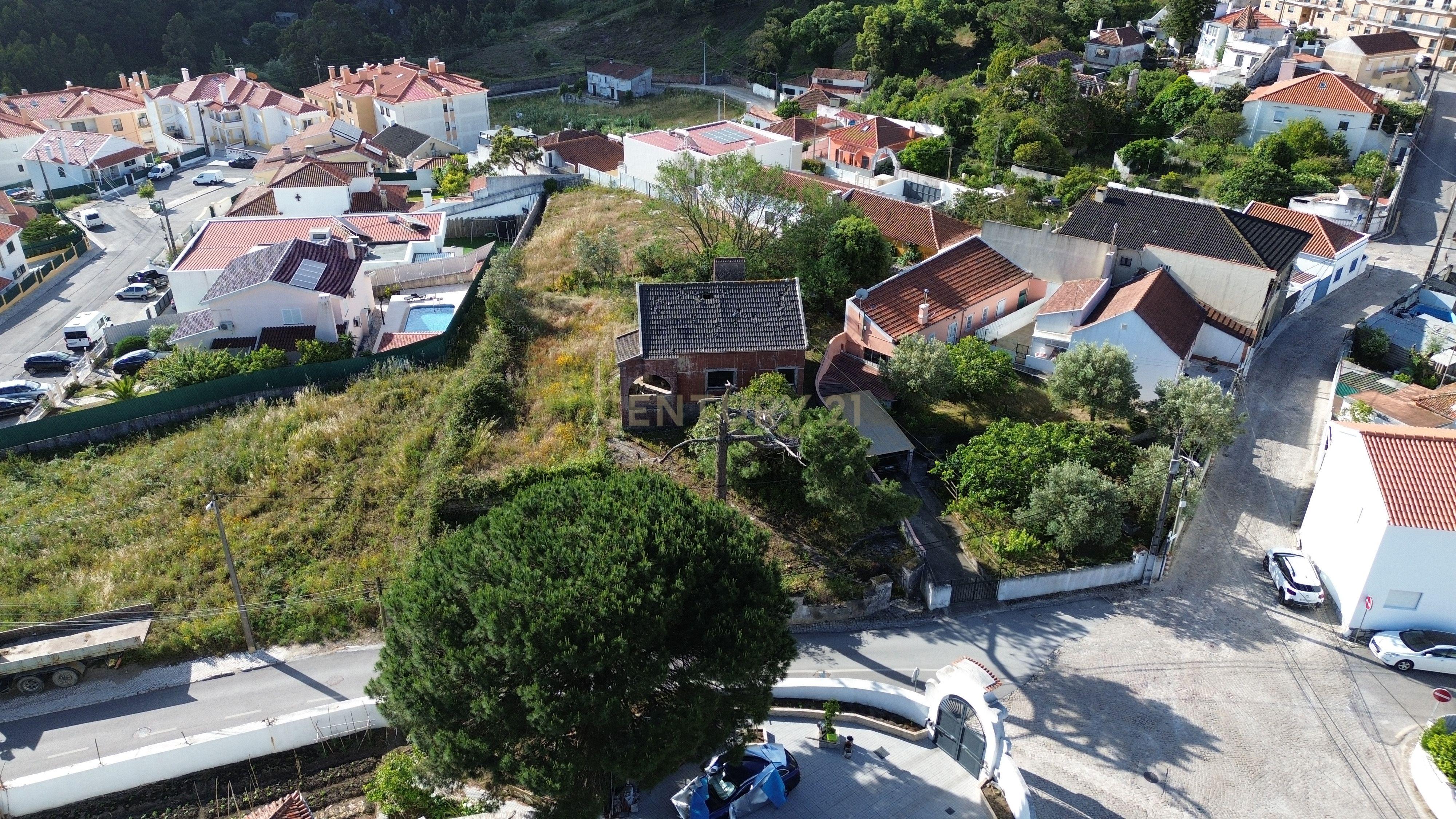 Fotografia 7 de Moradia para Recuperar | Projeto de Arquitetura Desenvolvido | Centro da Venda do Pinheiro