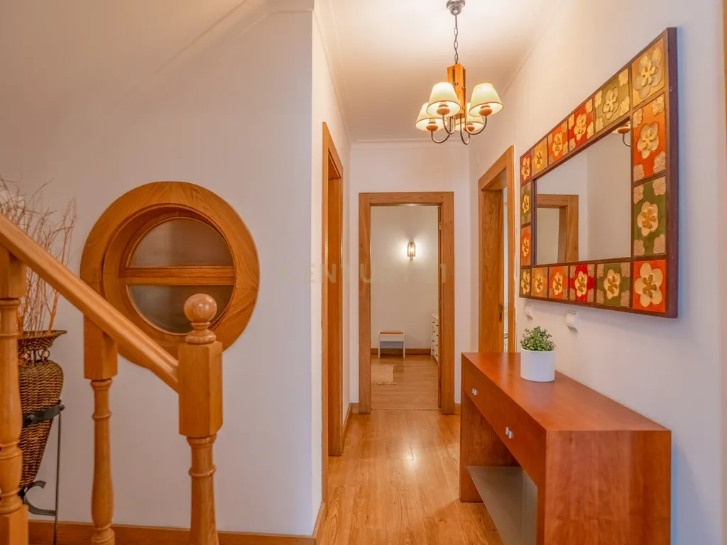 Apartamento T3+1 Duplex| 2 minutos do Centro de Caldas da Rainha - Image 14