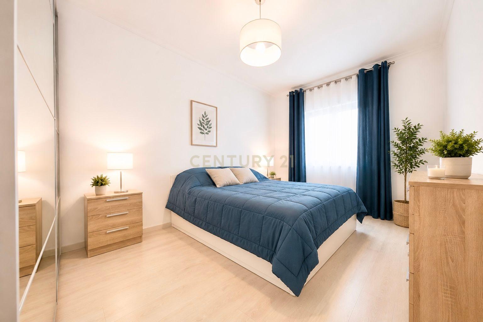 Fotografia 3 de Apartamento T2 nas Amoreiras/Bairro do Liceu, em Setúbal