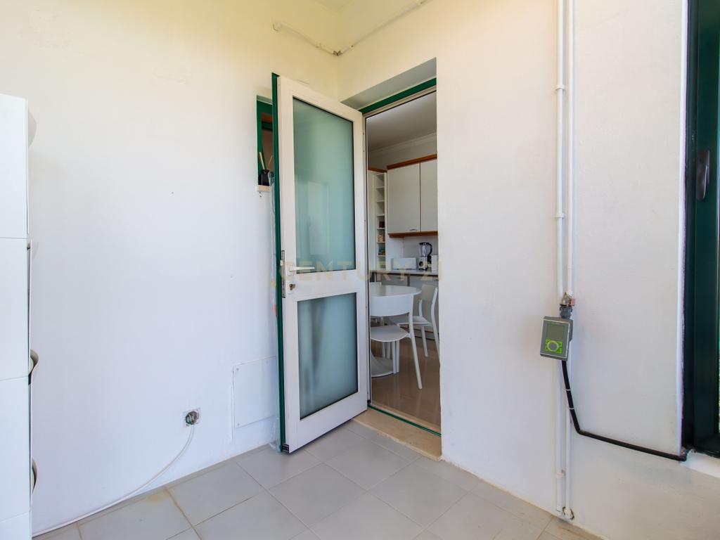 Apartamento T2 para arrendar - Belas Clube de Campo - Image 10