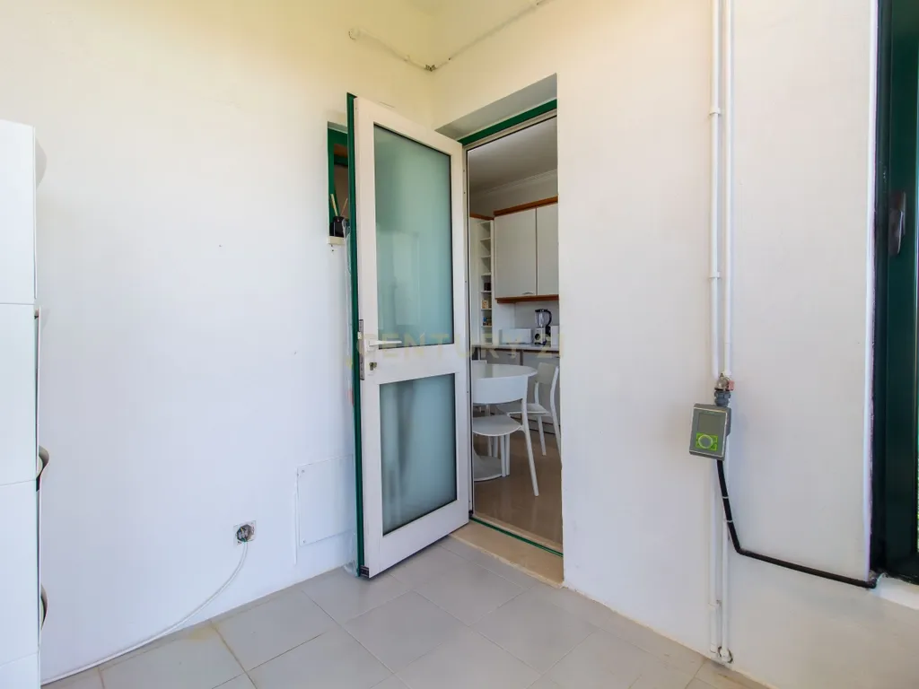 Apartamento T2 para arrendar - Belas Clube de Campo - Image 10