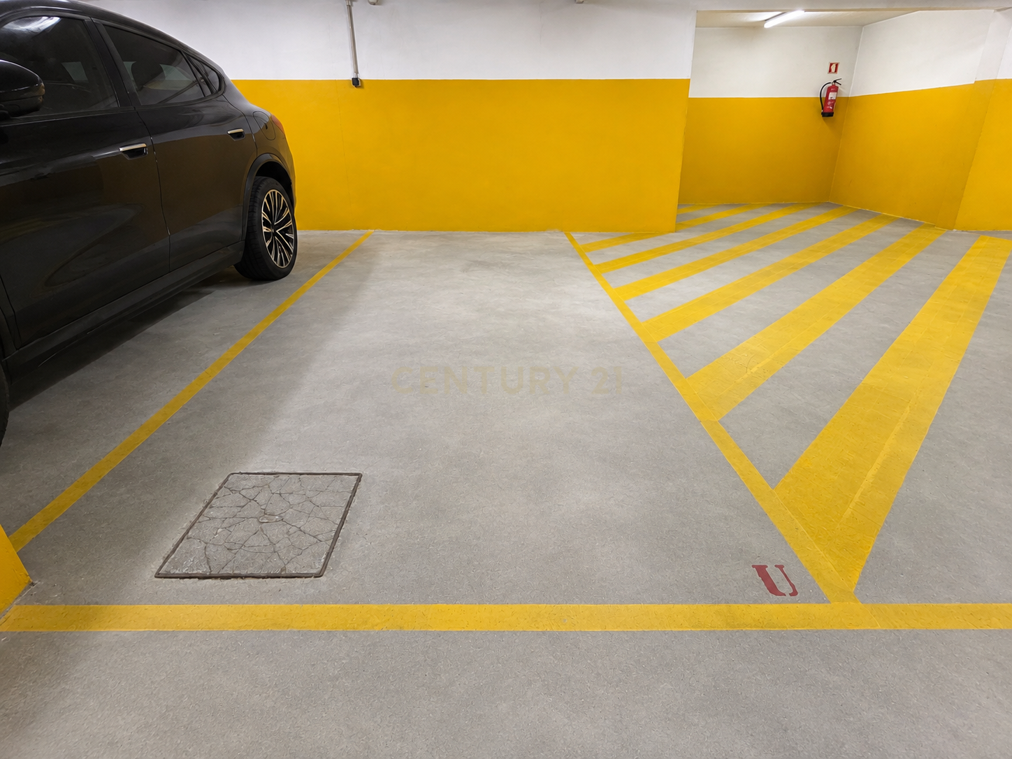 Fotografia 3 de LUGAR DE GARAGEM 11,6 M² | ARRUMO 14,6 M² | BESSA | PORTO