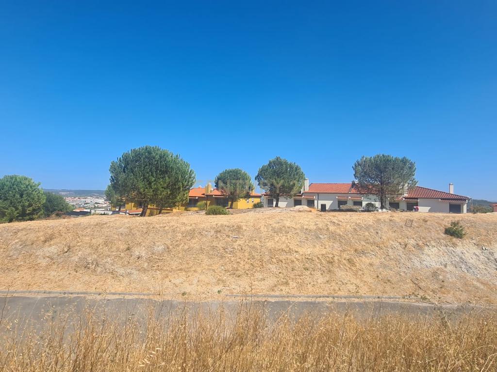 Terreno para construção em Alenquer – Urbanização das Fontainhas - Image 4