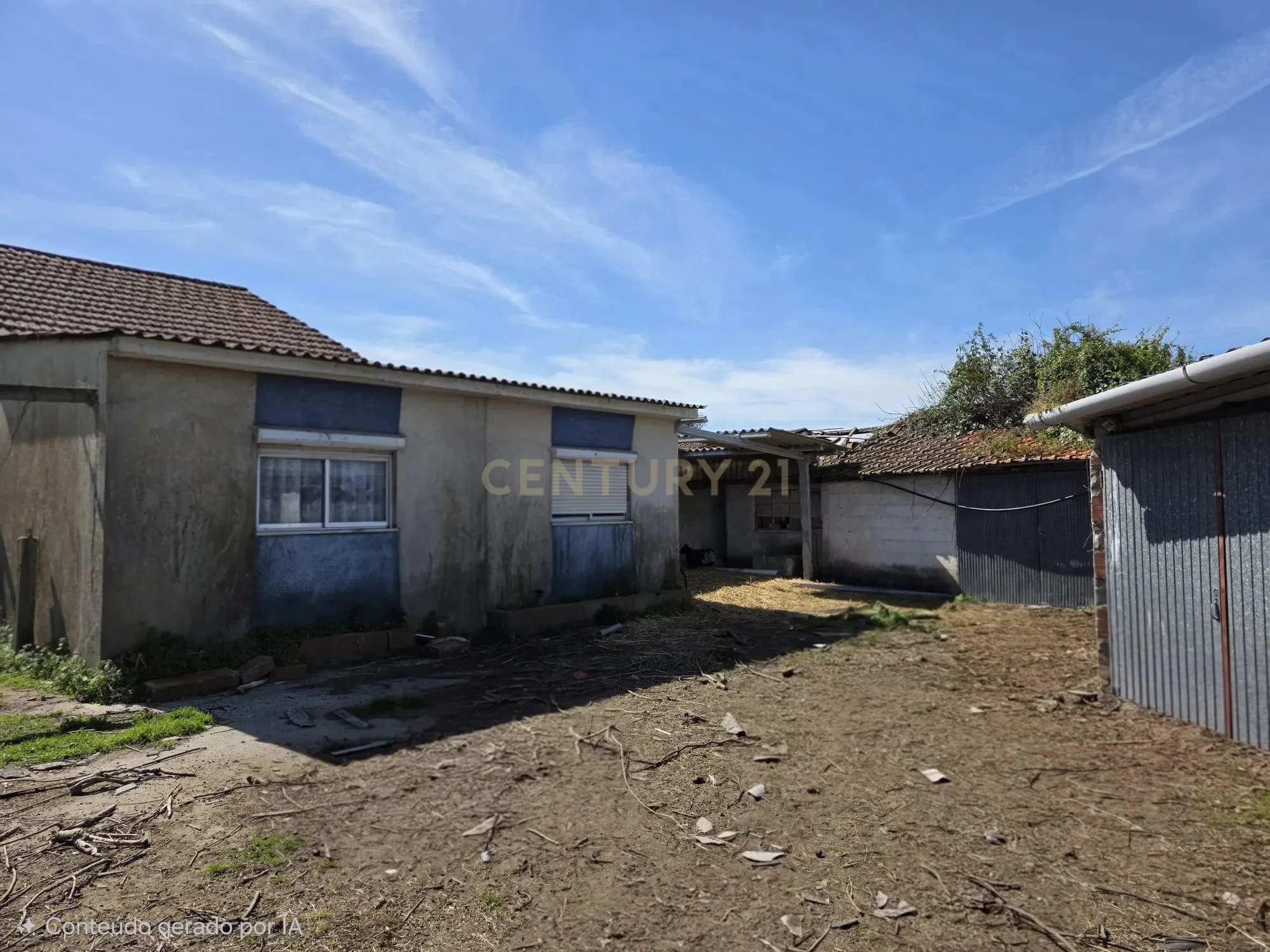 Fotografia 3 de Casa para Recuperar em Marinha Grande, Leiria