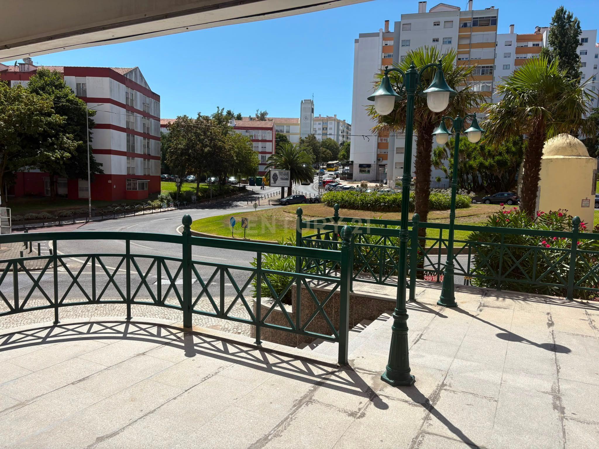 Fotografia 3 de TRESPASSE DA PIZZARIA " SOLO PIZZA " EM MASSAMÁ – EXCELENTE LOCALIZAÇÃO!