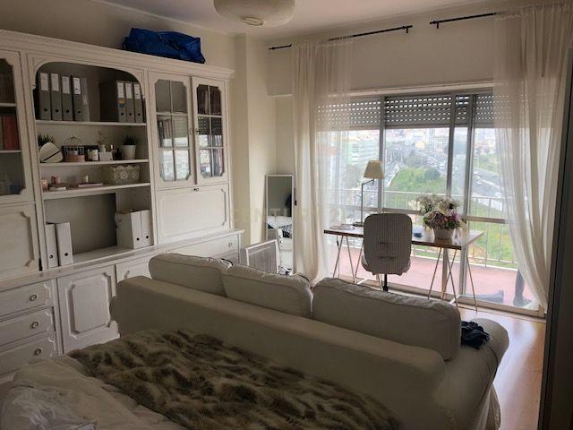 Apartamento T5 em S. Domingos de Benfica, Lisboa - Image 6
