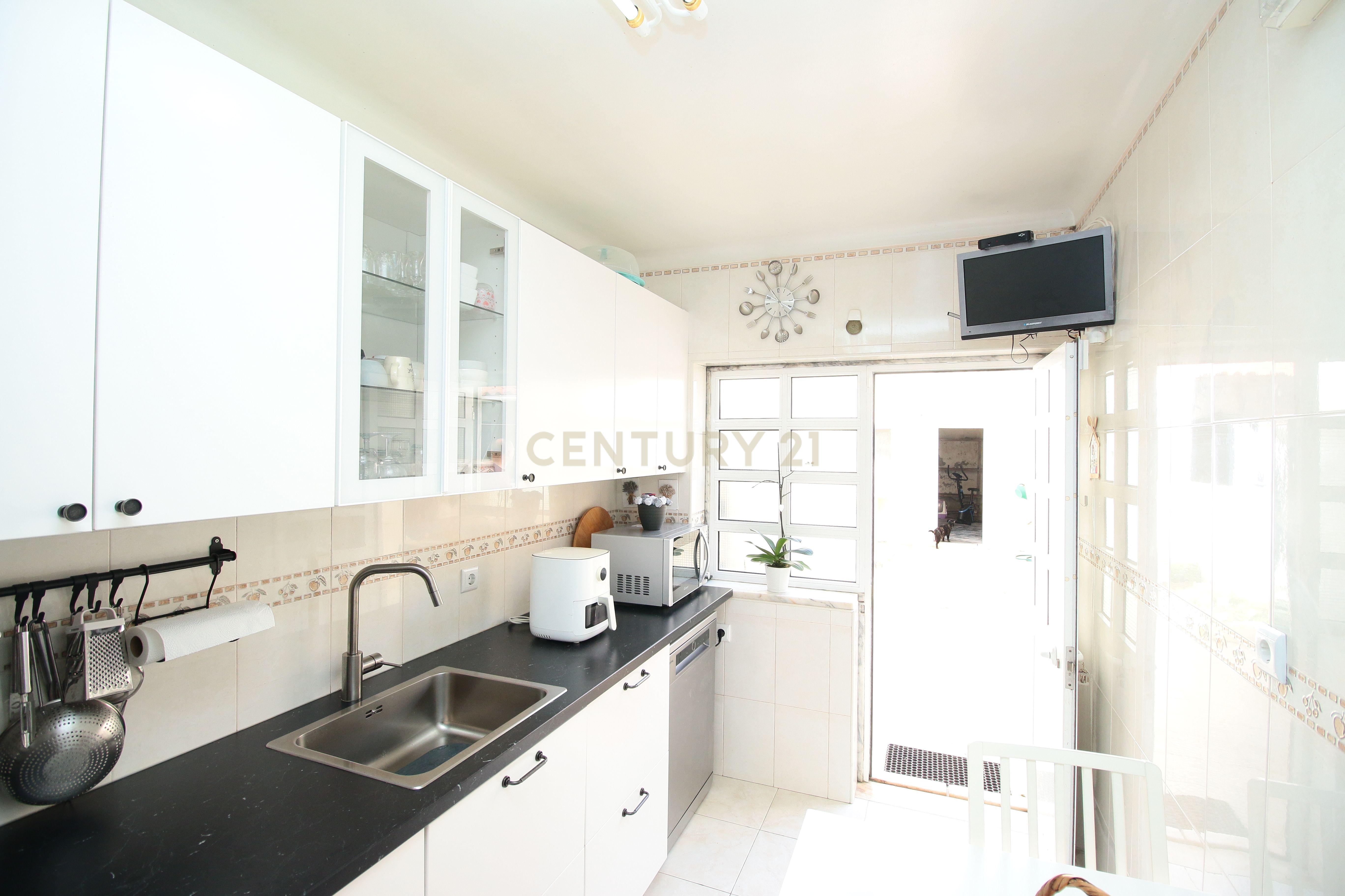 Moradia T2 à venda em Setúbal (São Sebastião), €282.500