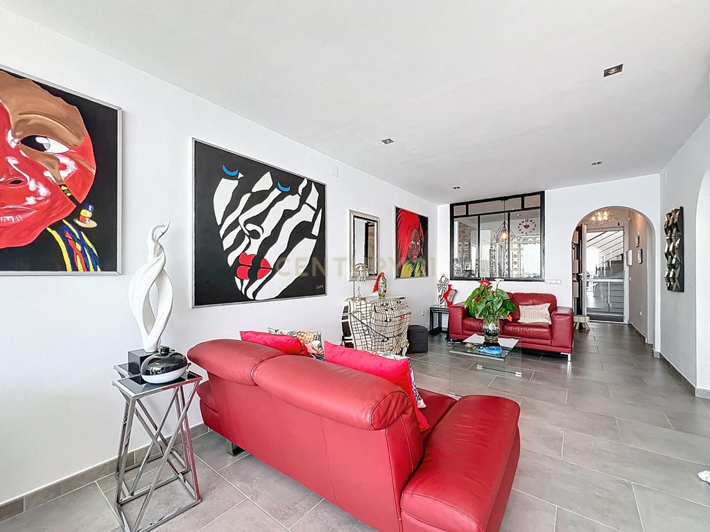 À venda: Apartamento de 80 m² com vista mar excepcional entre Roses e Canyelles - Image 9