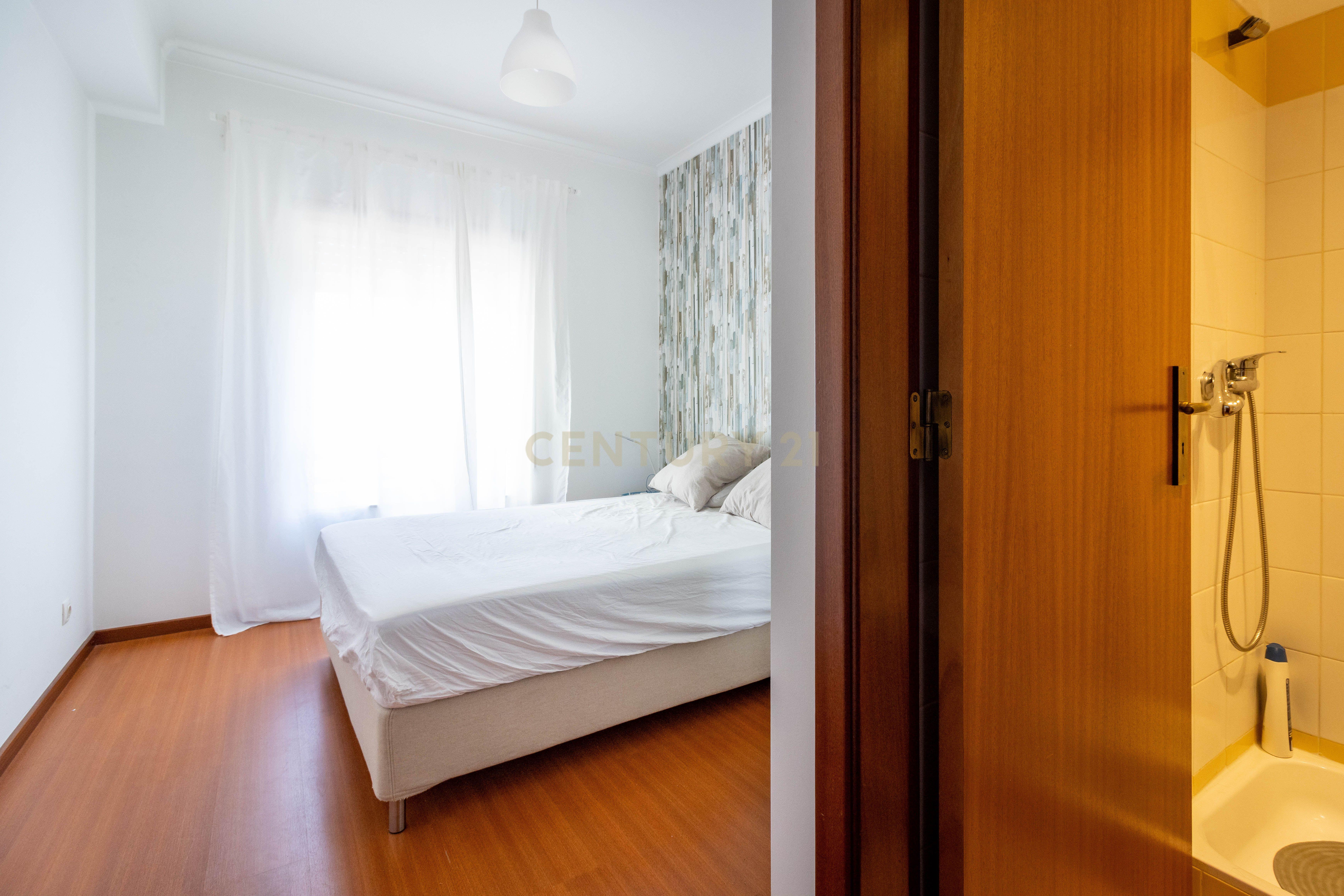 Fotografia 8 de Apartamento T3 em excelente estado próximo ao centro de Leiria